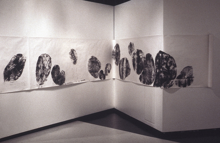 Lily Ente, Works on Paper, Scroll